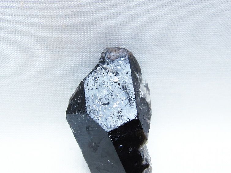 モリオン 黒水晶 原石 山東省産 一点物 171-9792