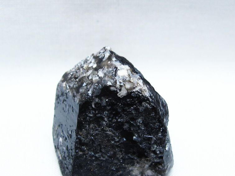 モリオン 黒水晶 原石 山東省産 一点物 171-9795