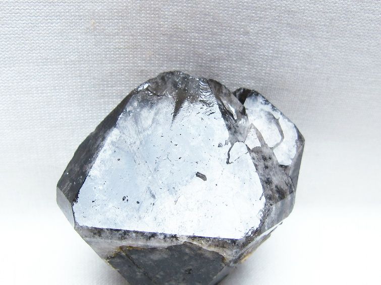 モリオン 黒水晶 原石 山東省産 一点物 171-9805