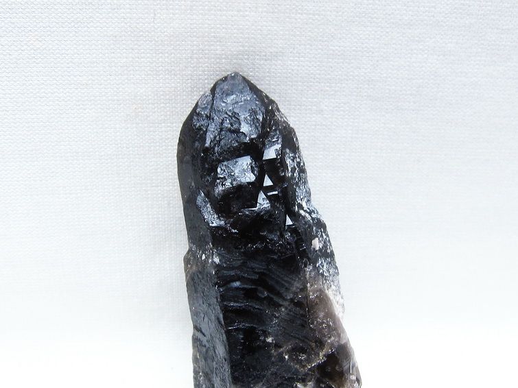 モリオン 黒水晶 原石 山東省産 一点物 171-9809