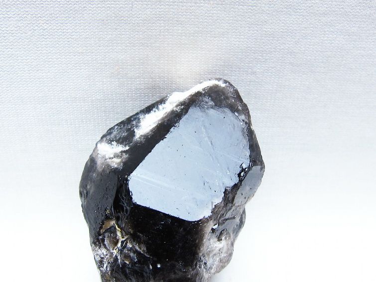 モリオン 黒水晶 原石 山東省産 一点物 171-9812