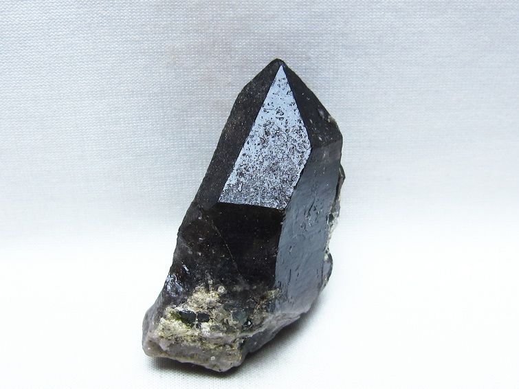 モリオン 黒水晶 原石 山東省産 一点物 171-9822