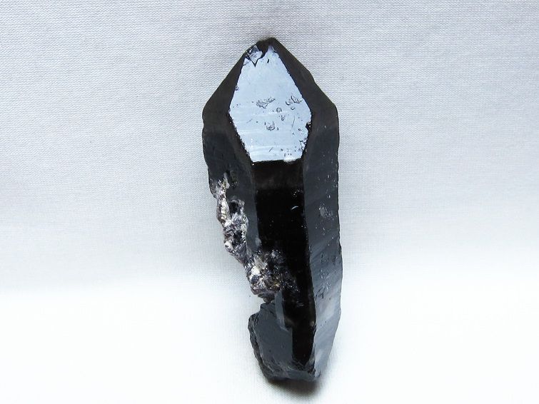 モリオン 黒水晶 原石 山東省産 一点物 171-9830