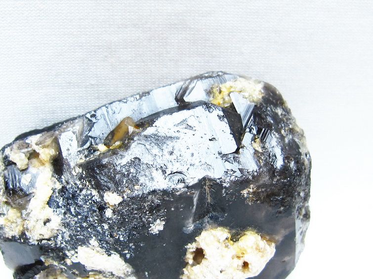 モリオン 黒水晶 原石 山東省産 一点物 171-9831