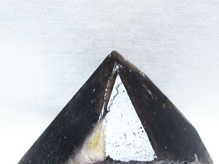 モリオン 黒水晶 原石 山東省産 一点物 171-9833