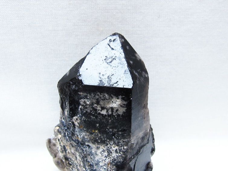 モリオン 黒水晶 原石 山東省産 一点物 171-9834