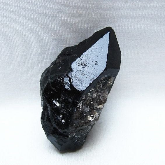 モリオン 黒水晶 原石 山東省産 一点物 171-9837