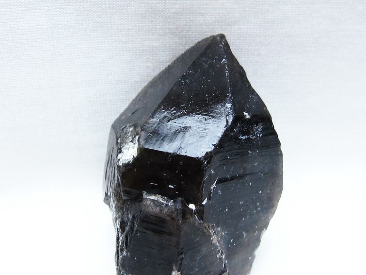 モリオン 黒水晶 原石 山東省産 一点物 171-9838