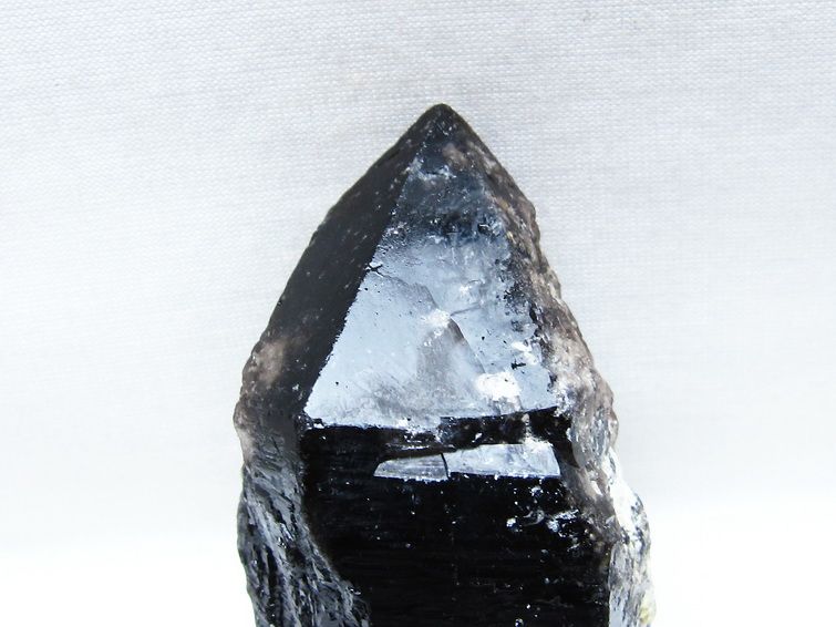 モリオン 黒水晶 原石 山東省産 一点物 171-9844