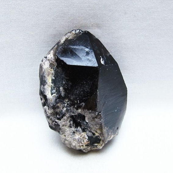 モリオン 原石 山東省産 黒水晶 原石 一点物 171-9862