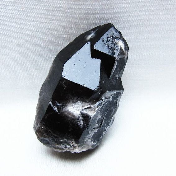 モリオン 原石 山東省産 黒水晶 原石 一点物 171-9873