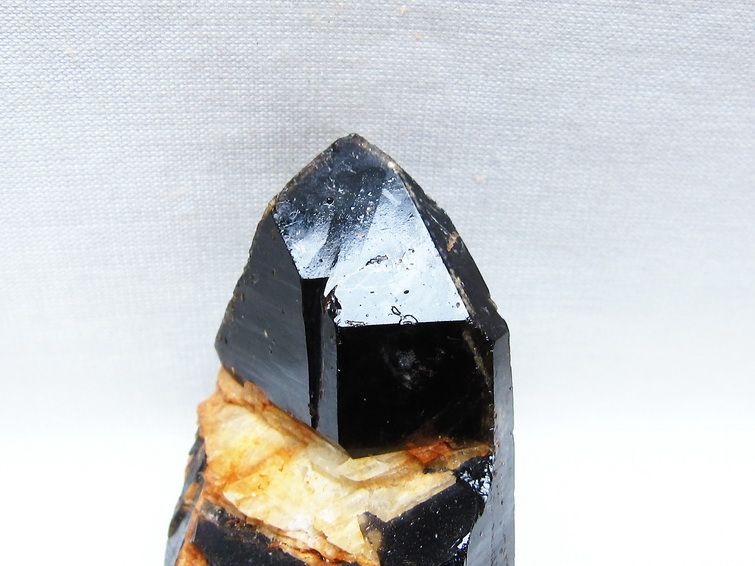 モリオン 原石 山東省産 黒水晶 原石 一点物 171-9877