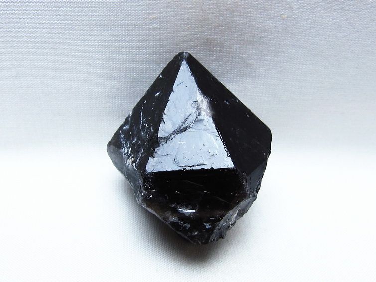 モリオン 原石 山東省産 黒水晶 原石 一点物 171-9883