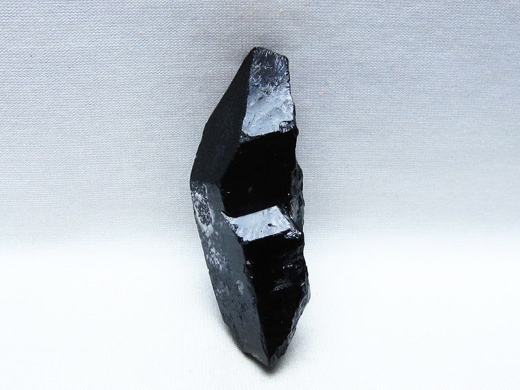 モリオン 原石 山東省産 黒水晶 原石 一点物 171-9888