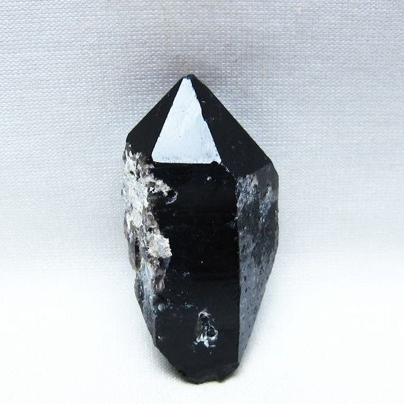 モリオン 原石 山東省産 黒水晶 原石 一点物 171-9905