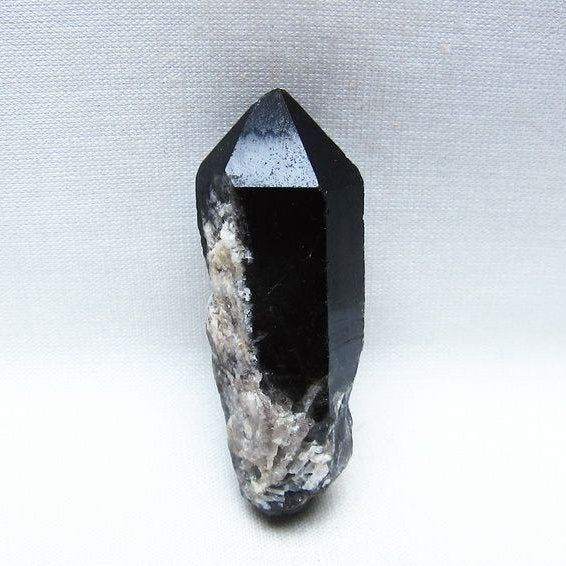モリオン 原石 山東省産 黒水晶 原石 一点物 171-9906