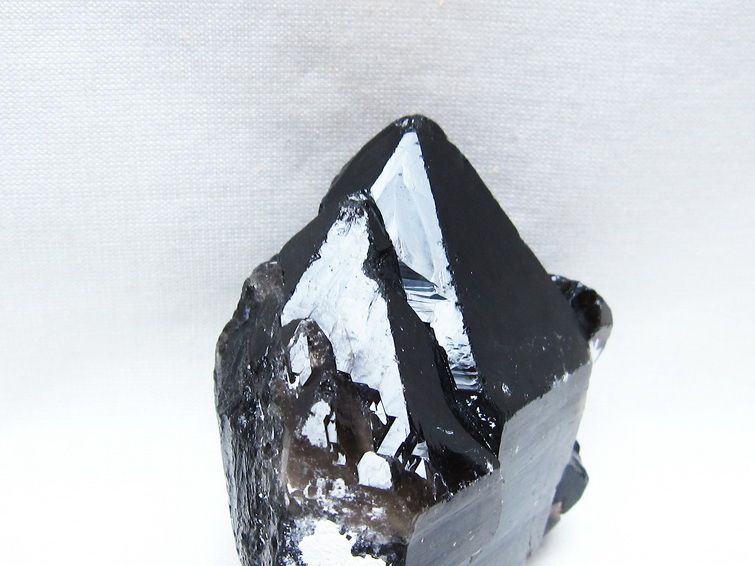黒水晶 モリオン 原石 山東省産 一点物 171-9965