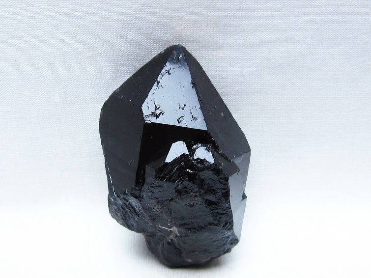 黒水晶 モリオン 原石 山東省産 一点物 171-9998