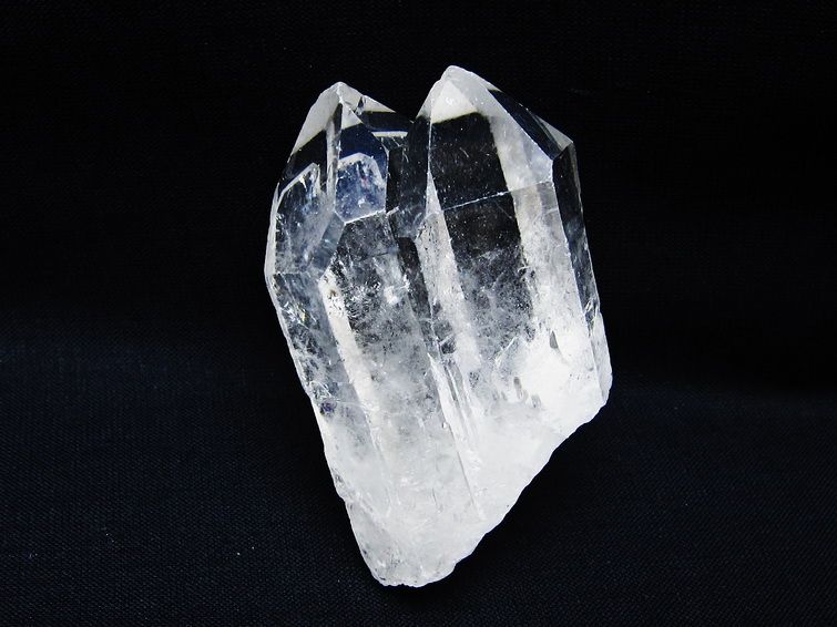 水晶 クラスター 原石 アーカンソー産 一点物 172-3521