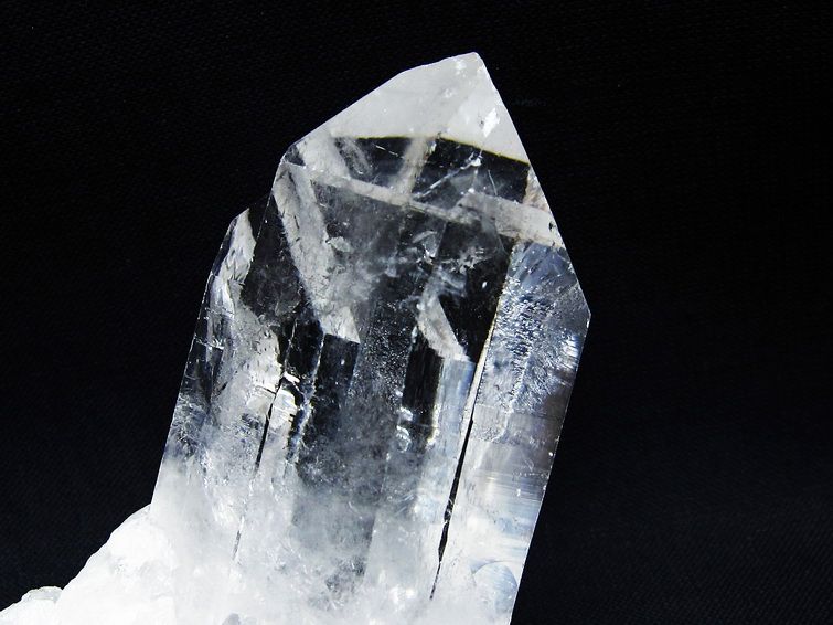 水晶 クラスター 原石 アーカンソー産 一点物 172-3524