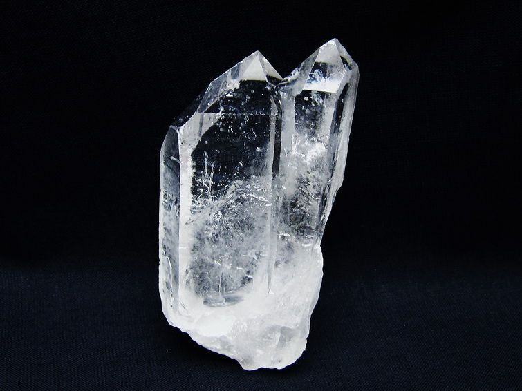 水晶 クラスター 原石 アーカンソー産 一点物 172-3536