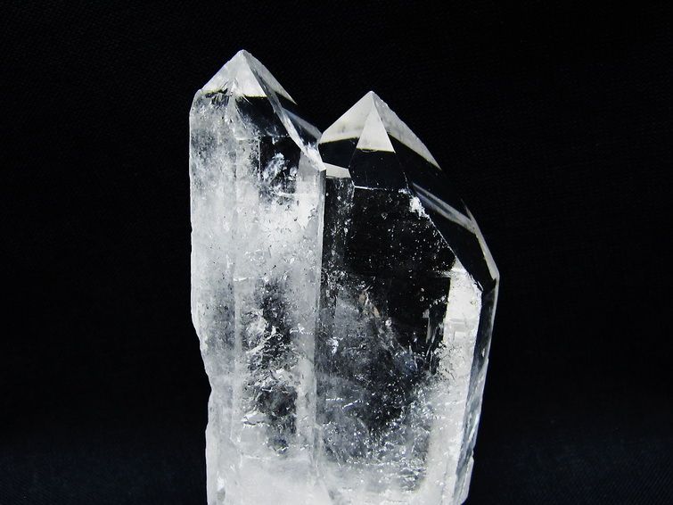 水晶 クラスター 原石 アーカンソー産 一点物 172-3536