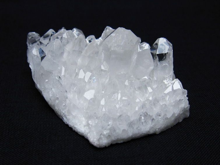 水晶 クラスター 原石 アーカンソー産 一点物 172-3636