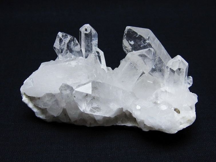 水晶 クラスター 原石 アーカンソー産 一点物 172-3656