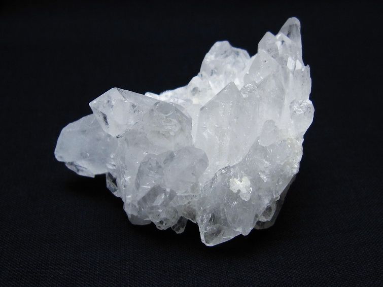 水晶 クラスター 原石 アーカンソー産 一点物 172-3668