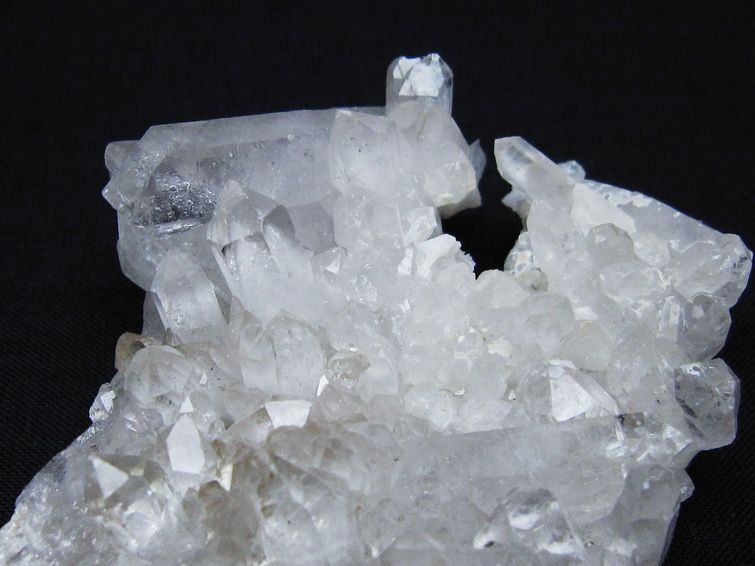 水晶 クラスター 原石 アーカンソー産 一点物 172-3670