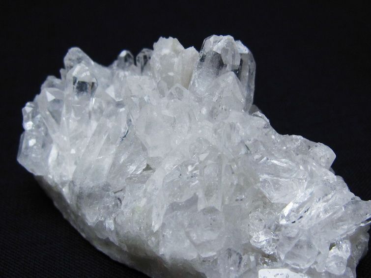 水晶 クラスター 原石 アーカンソー産 一点物 172-3674