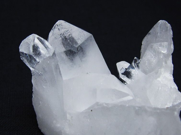 水晶 クラスター 原石 アーカンソー産 一点物 172-3682