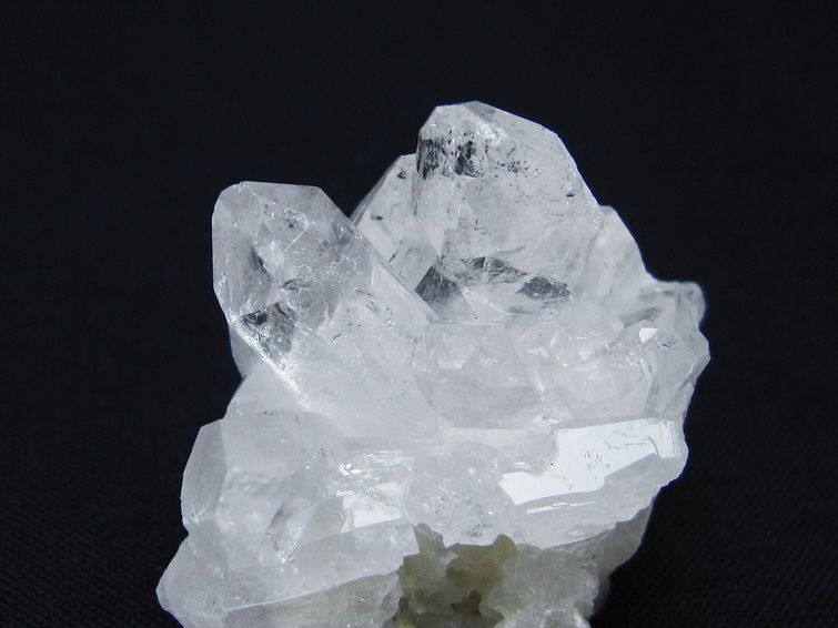 水晶 クラスター 原石 アーカンソー産 一点物 172-3689