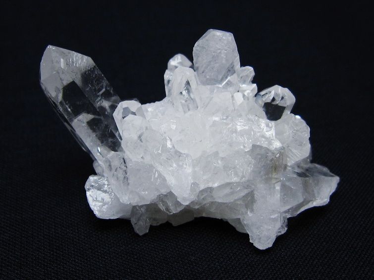 水晶 クラスター 原石 アーカンソー産 一点物 172-3691