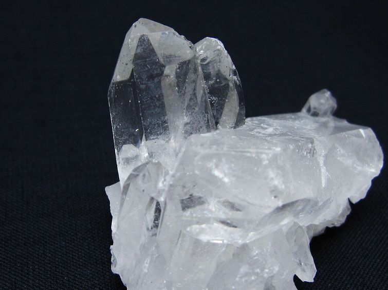 水晶 クラスター 原石 アーカンソー産 一点物 172-3697