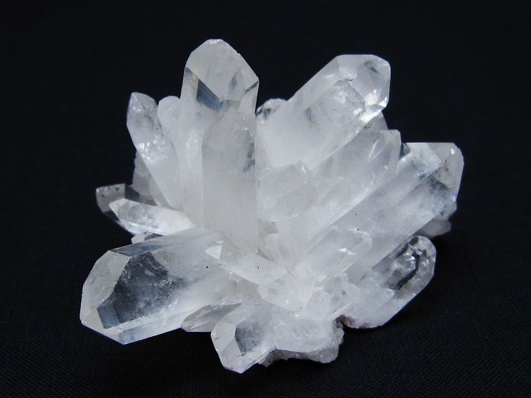 水晶 クラスター 原石 アーカンソー産 一点物 172-3735