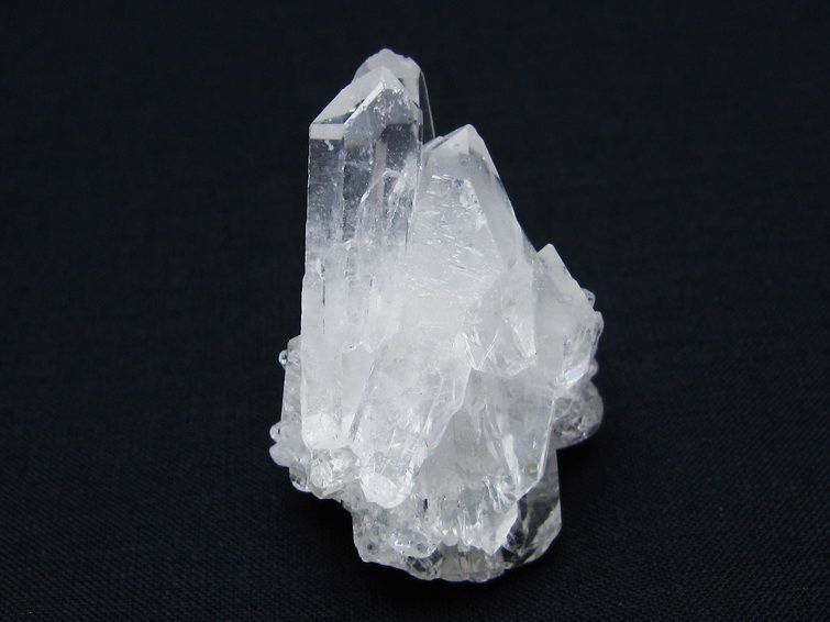 水晶 クラスター 原石 アーカンソー産 一点物 172-3744