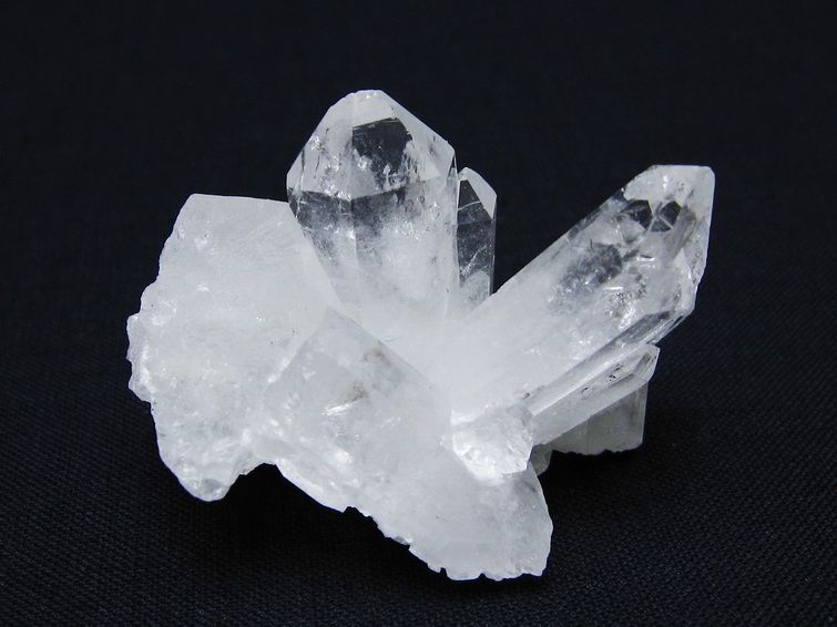 水晶 クラスター 原石 アーカンソー産 一点物 172-3747