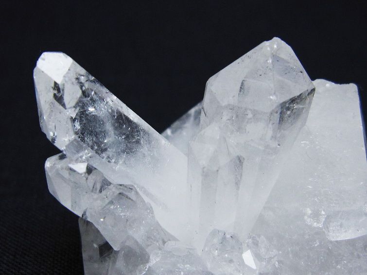 水晶 クラスター 原石 アーカンソー産 一点物 172-3747