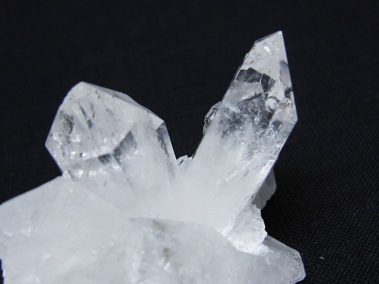 水晶 クラスター 原石 アーカンソー産 一点物 172-3747