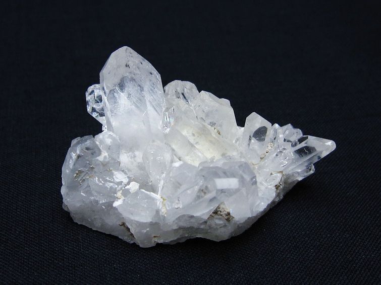 水晶 クラスター 原石 アーカンソー産 一点物 172-3751