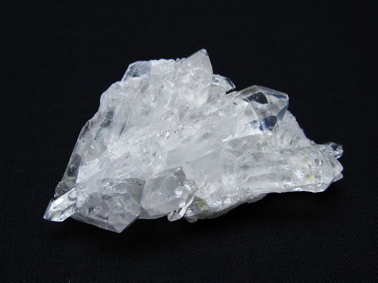 水晶 クラスター 原石 アーカンソー産 一点物 172-3774