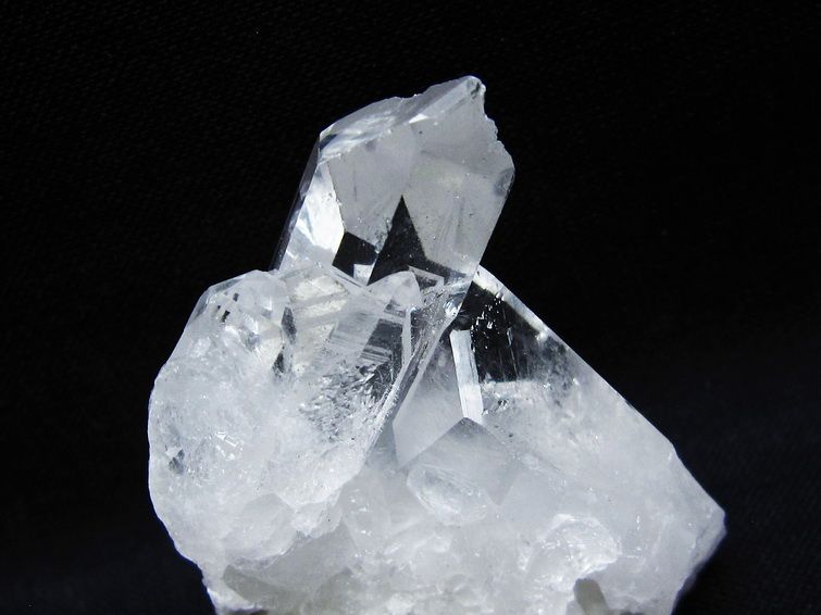 水晶 クラスター 原石 アーカンソー産 一点物 172-4015