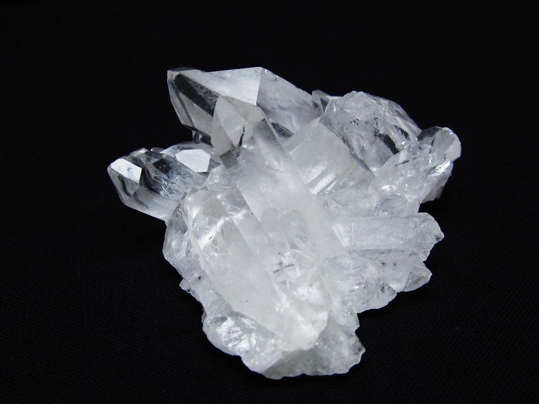 水晶 クラスター 原石 アーカンソー産 一点物 172-4050