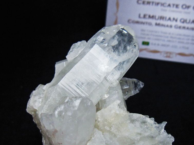 水晶クラスター 原石 ブラジル ミナスジェライス州 コリント産 一点物 レムリアンシード 172-4144