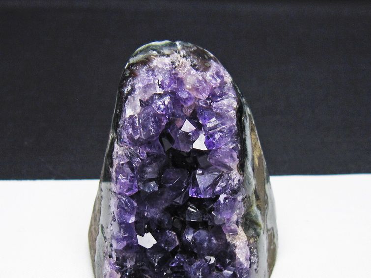アメジスト クラスター ウルグアイ産 アメジスト 原石 amethyst 一点物 172-4226