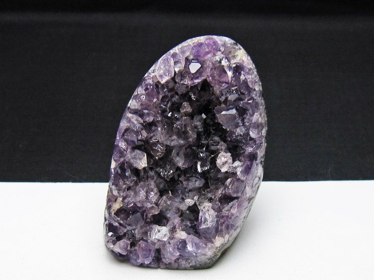 アメジスト クラスター ウルグアイ産 アメジスト 原石 amethyst 一点物 172-4230