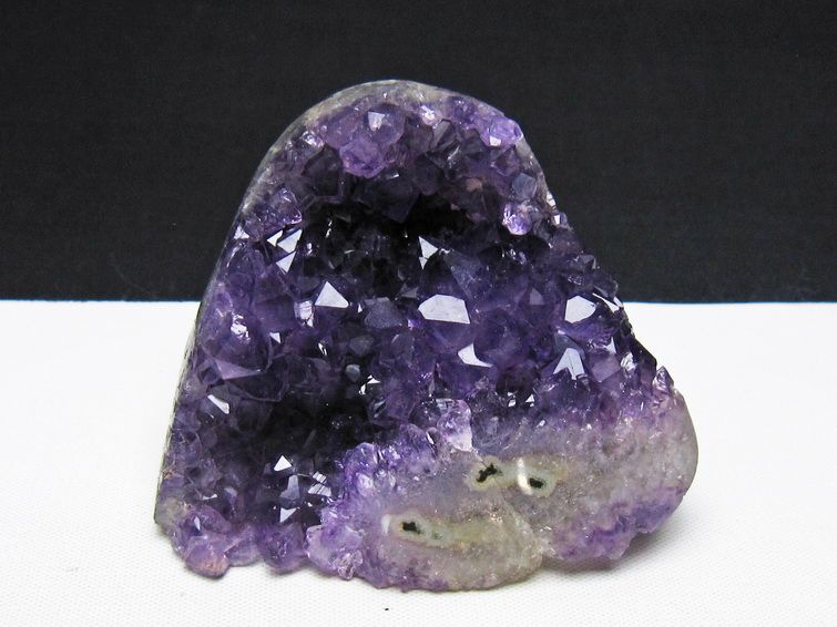 アメジスト クラスター ウルグアイ産 アメジスト 原石 amethyst 一点物 172-4233