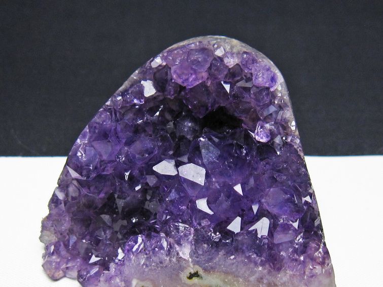 アメジスト クラスター ウルグアイ産 アメジスト 原石 amethyst 一点物 172-4233
