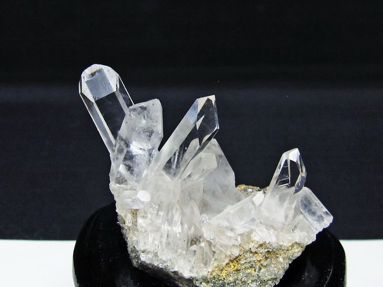 水晶 クラスター マダガスカル産 台座付属 一点物 172-4278